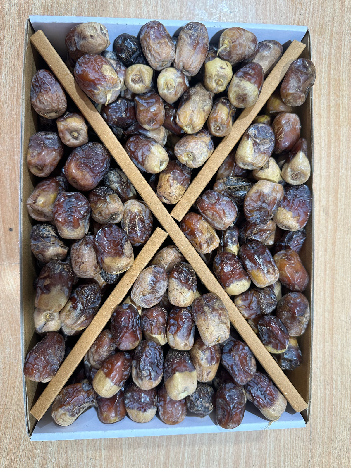 2KG Premium Mix Dates Box – 4 Varieties| Rs. 1,850